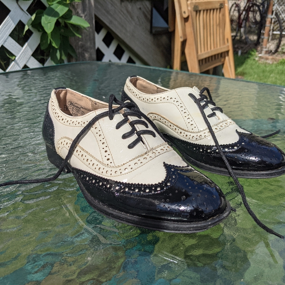 Wanted brand Glossy patent leather dancing shoes - Picture 3 of 8